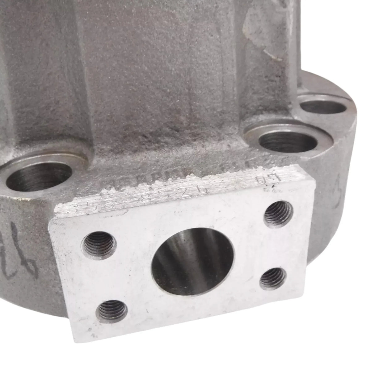 358-8526 Caterpillar Hydraulic Cylinder Head - Truck To Trailer