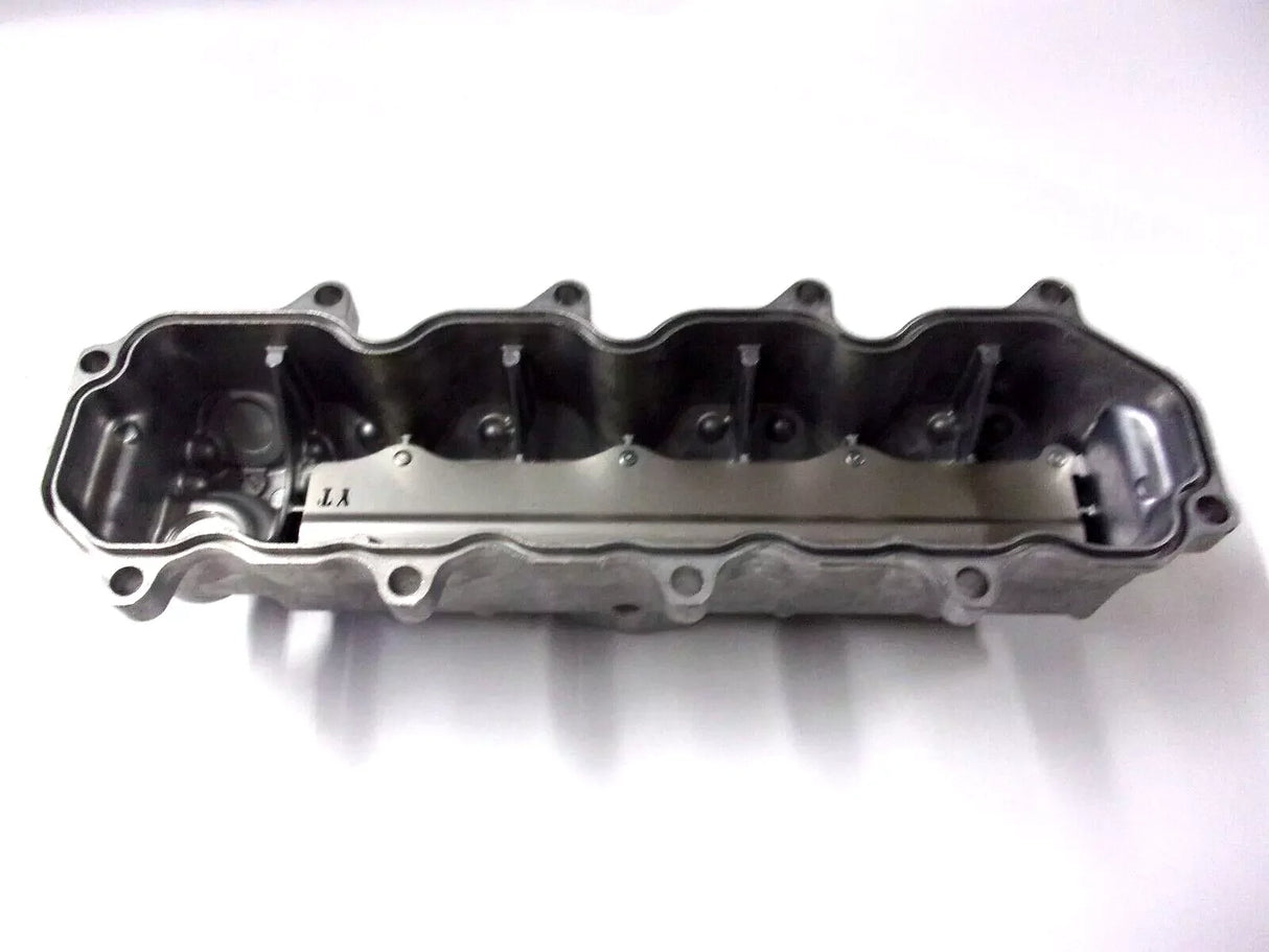 1J801-14500 Kubota Cylinder Head Cover - Truck To Trailer