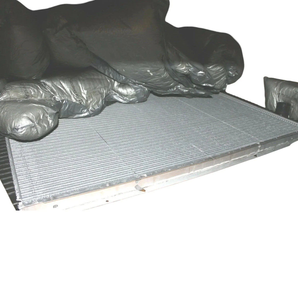 2596291C91 International Radiator Assembly - Truck To Trailer