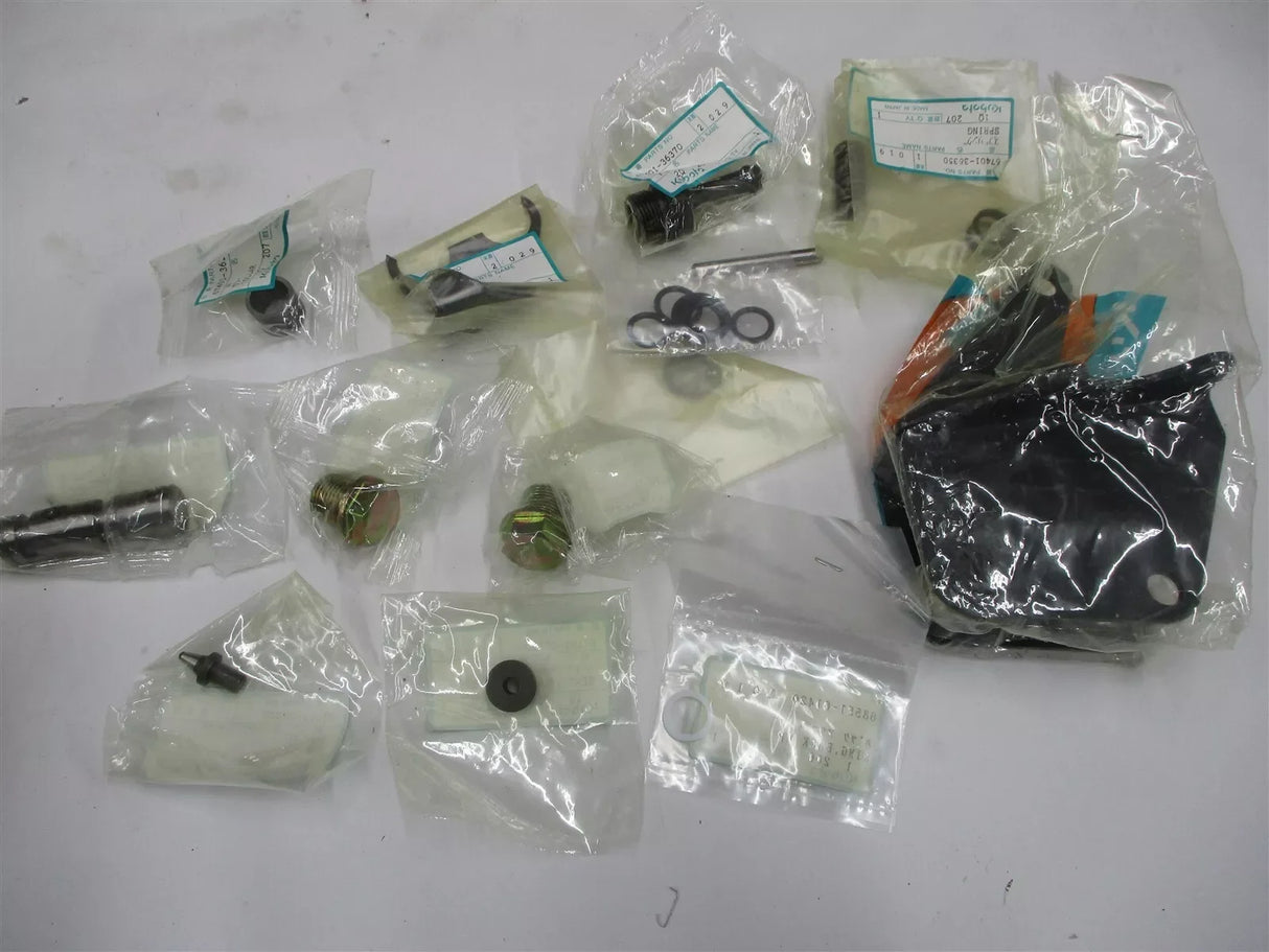 66204-87700 Kubota Hydraulic Valve Take Off - Truck To Trailer