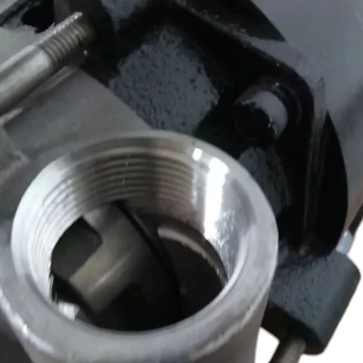 2ZWU6 Dayton Centrifugal Pump 1-1/2 HP 3450 Max RPM 115/208-230VAC - Truck To Trailer