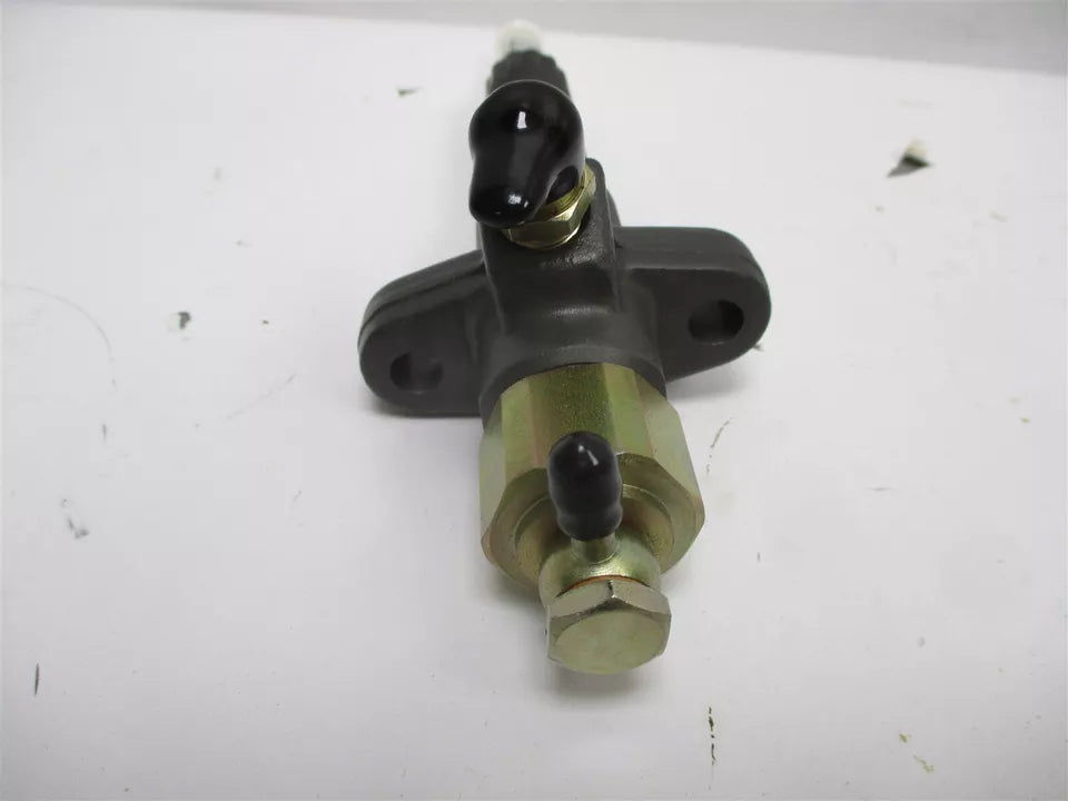 14197-53000 Kubota Fuel Injector Nozzle Holder - Truck To Trailer