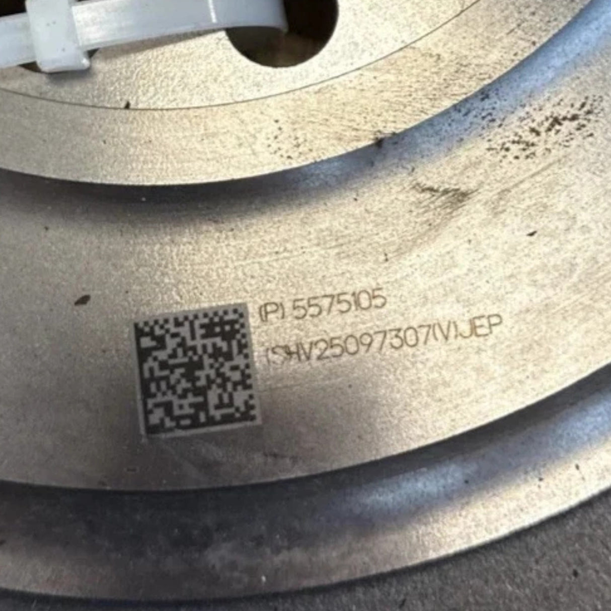 5575105 Genuine Cummins Clutch Flywheel