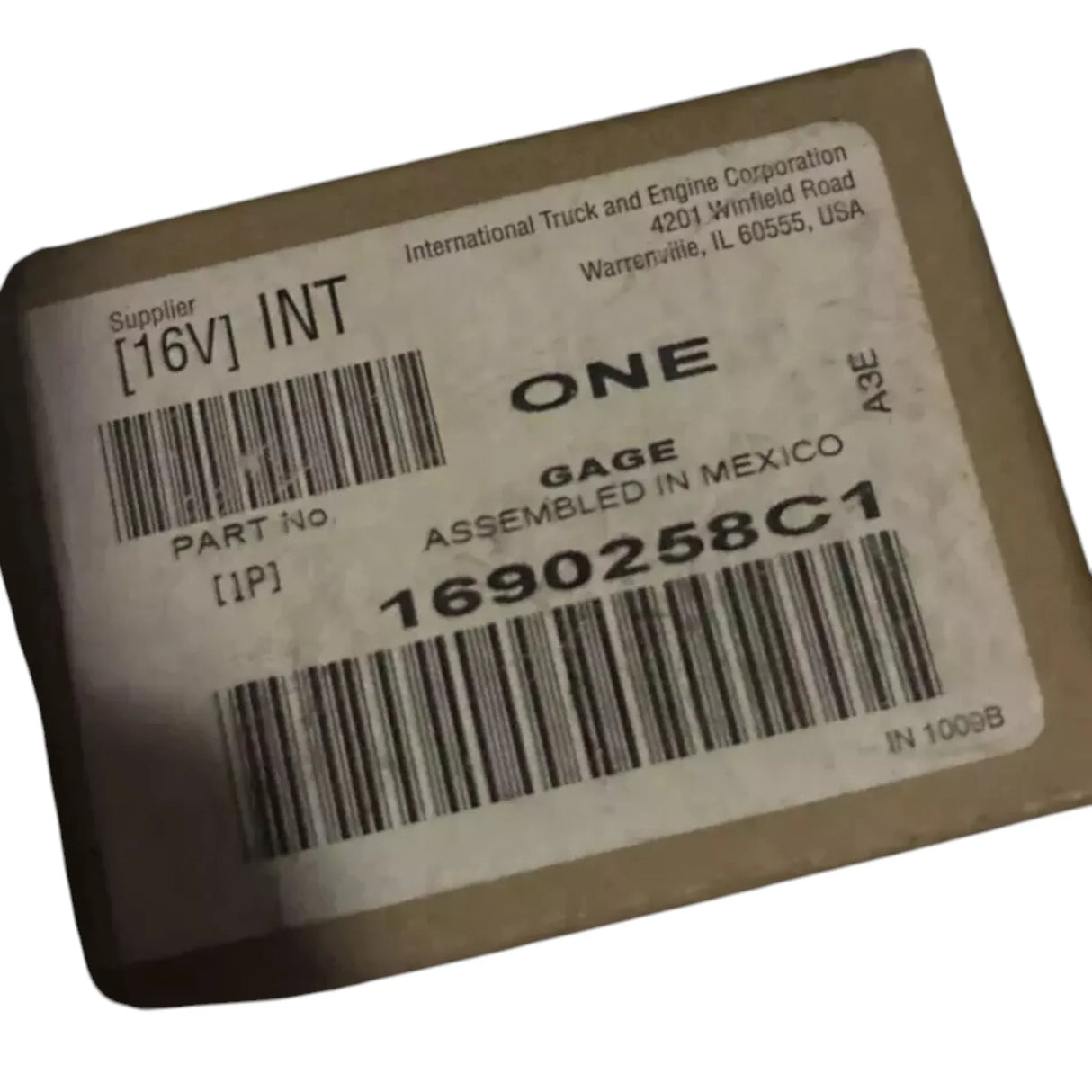 1690258C1 Genuine International Engine Oil Pressure Gauge - Truck To Trailer