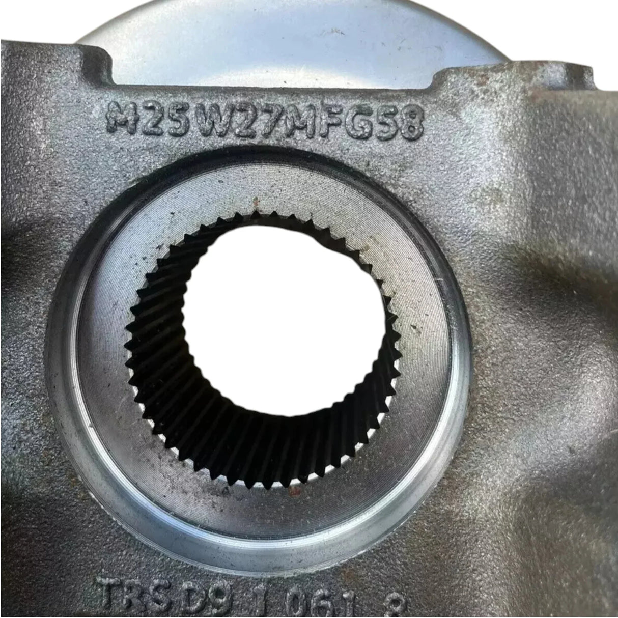 C18-6000-001 Genuine Paccar End Yoke - Truck To Trailer