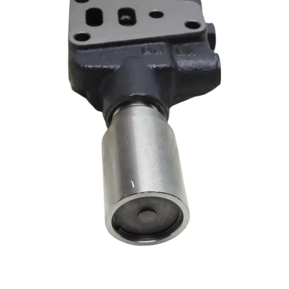 TD060-98171 Kubota Assy Valve Aux - Truck To Trailer