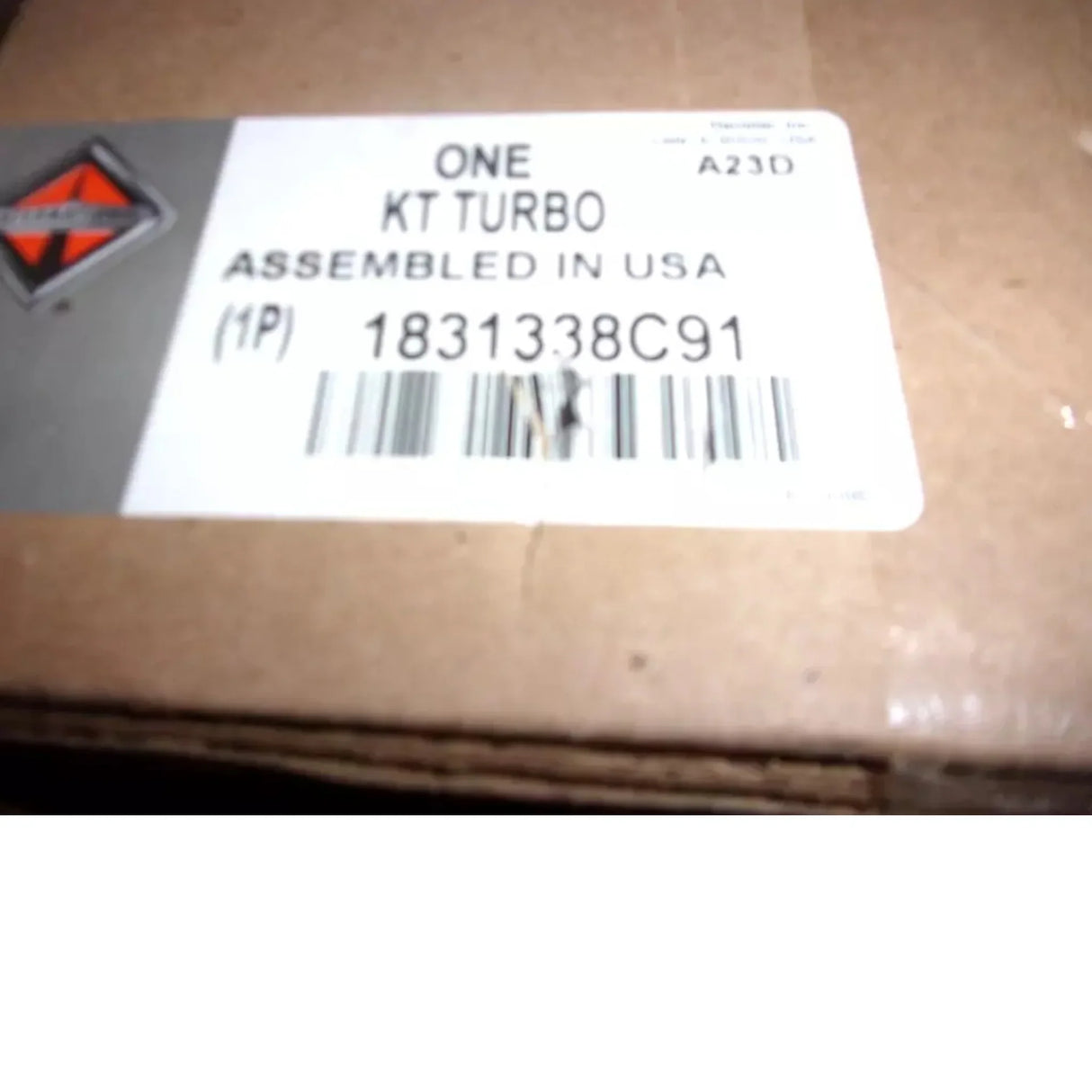 1831338C91 International Pedestal Assembly Kit T444E 1995-2003 7.3L V8 - Truck To Trailer