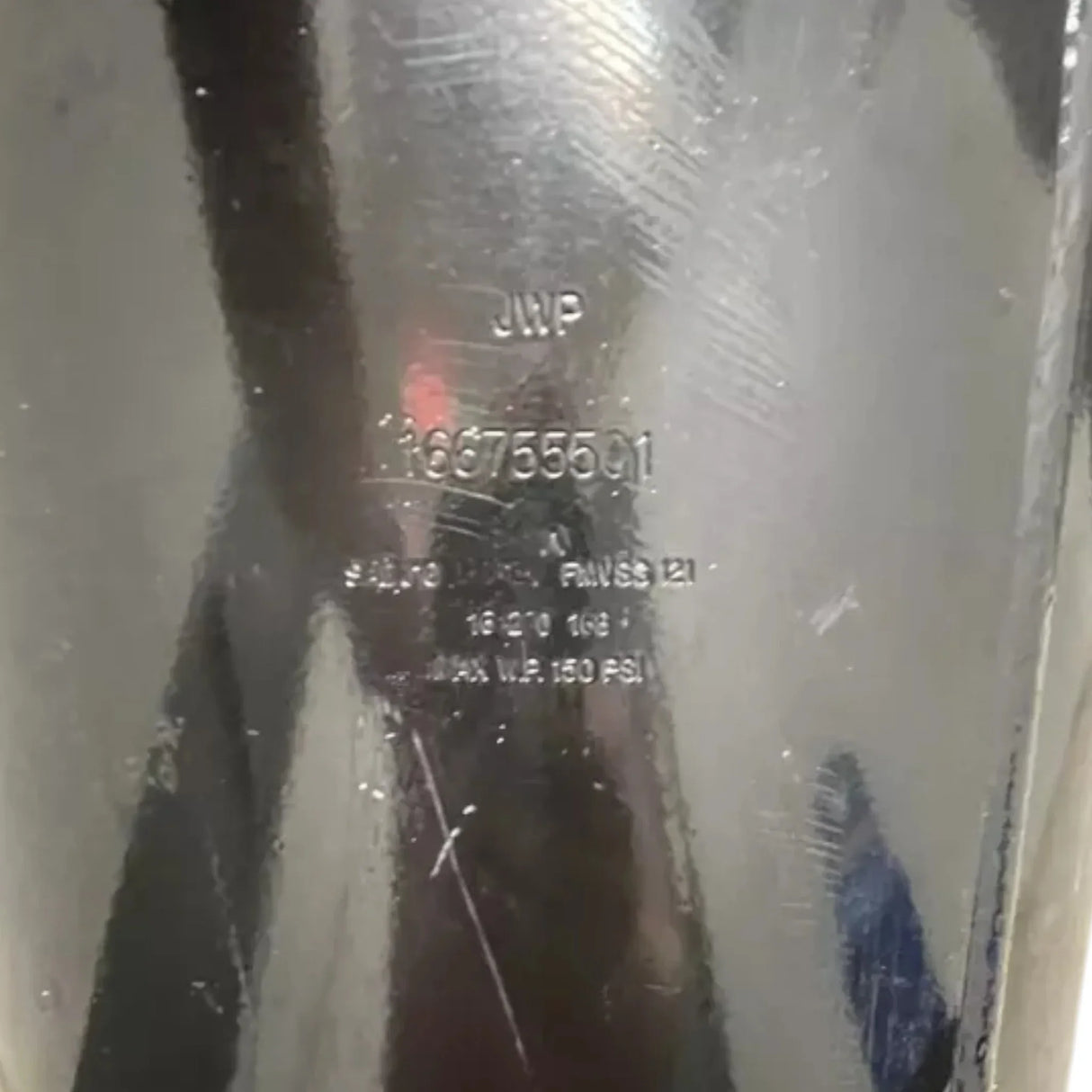 1667555C1 International Air Brake Pressure Tank - Truck To Trailer