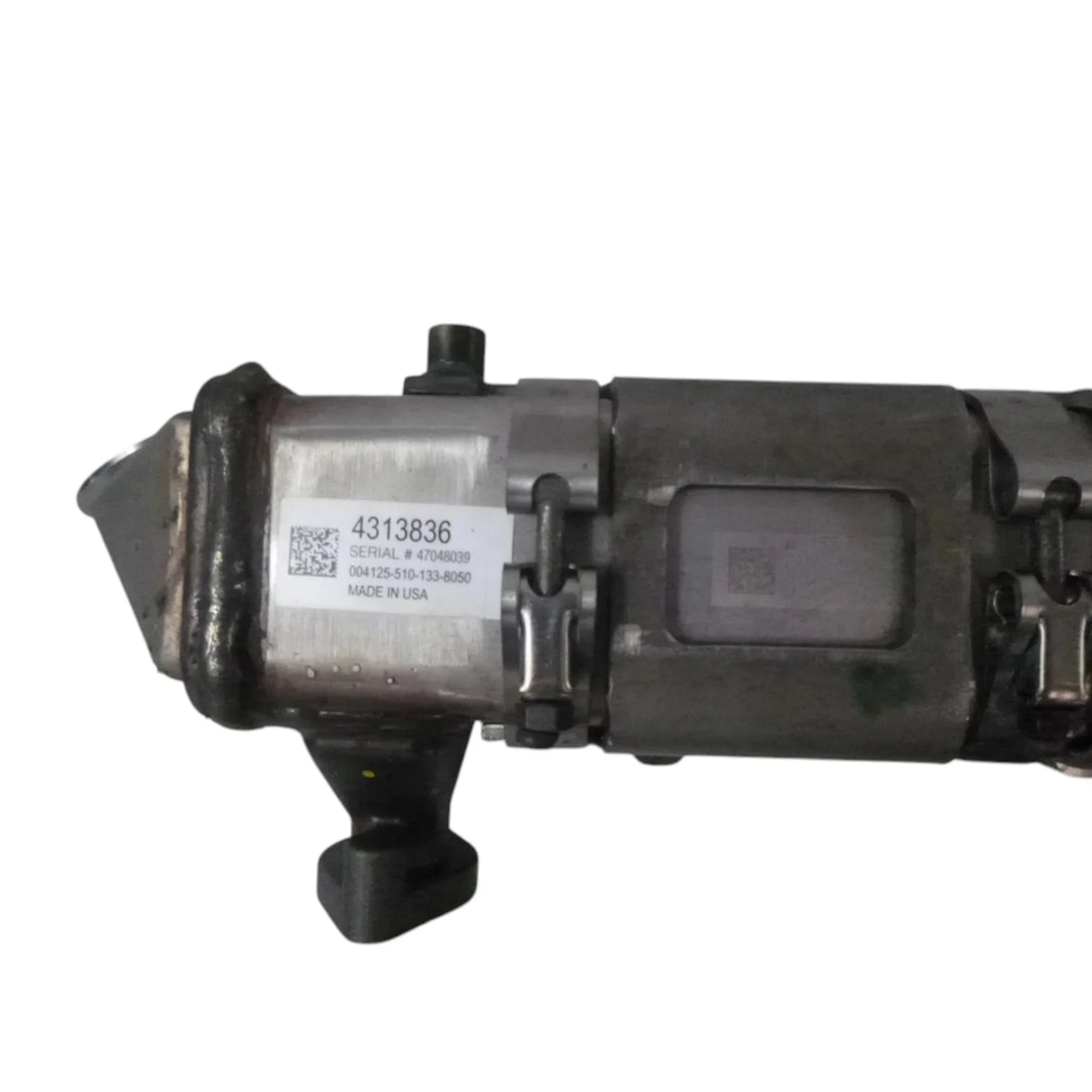 4313837 Genuine Cummins Egr Cooler - Truck To Trailer