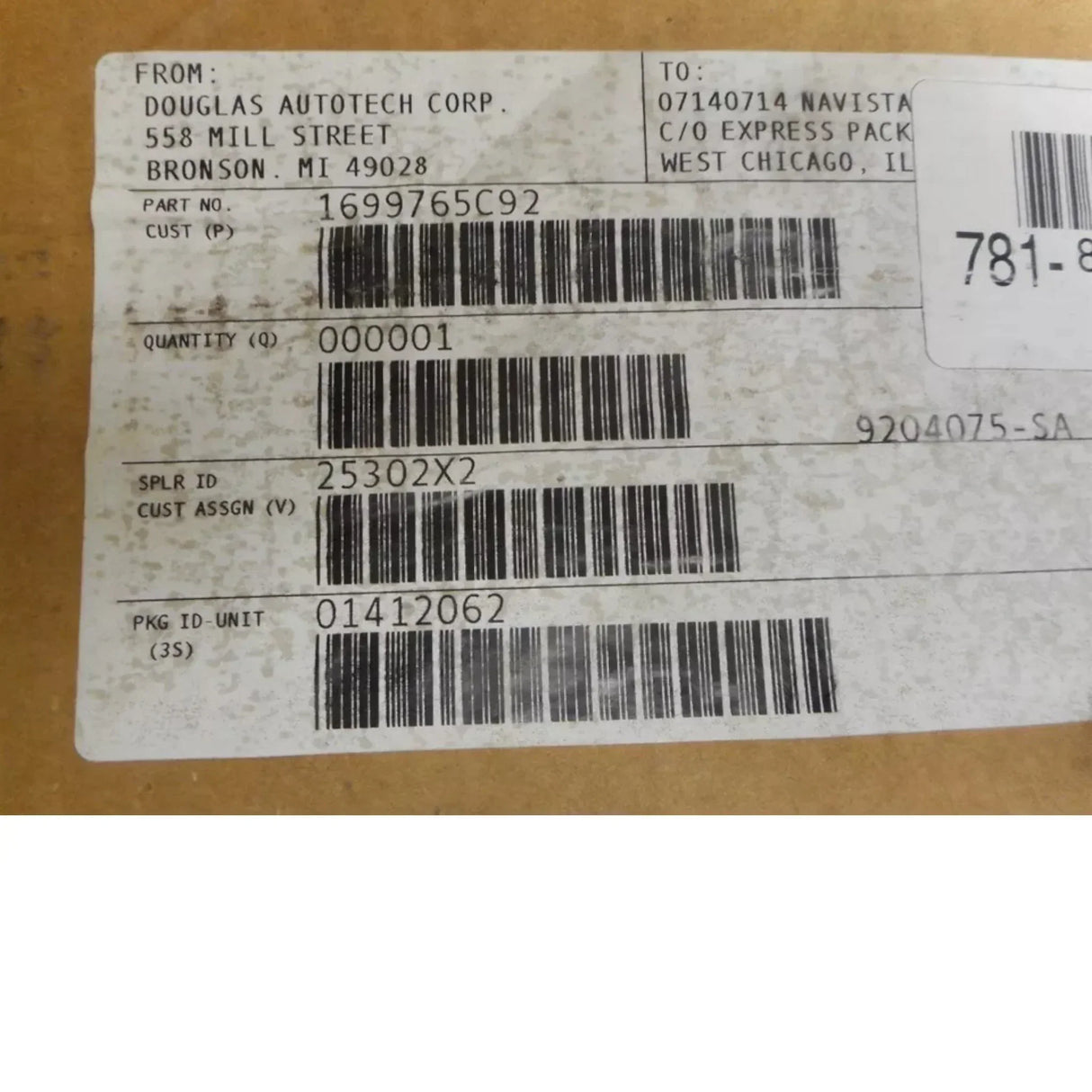 2007198C92 Genuine International Steering Column Housing With Shaft - Truck To Trailer