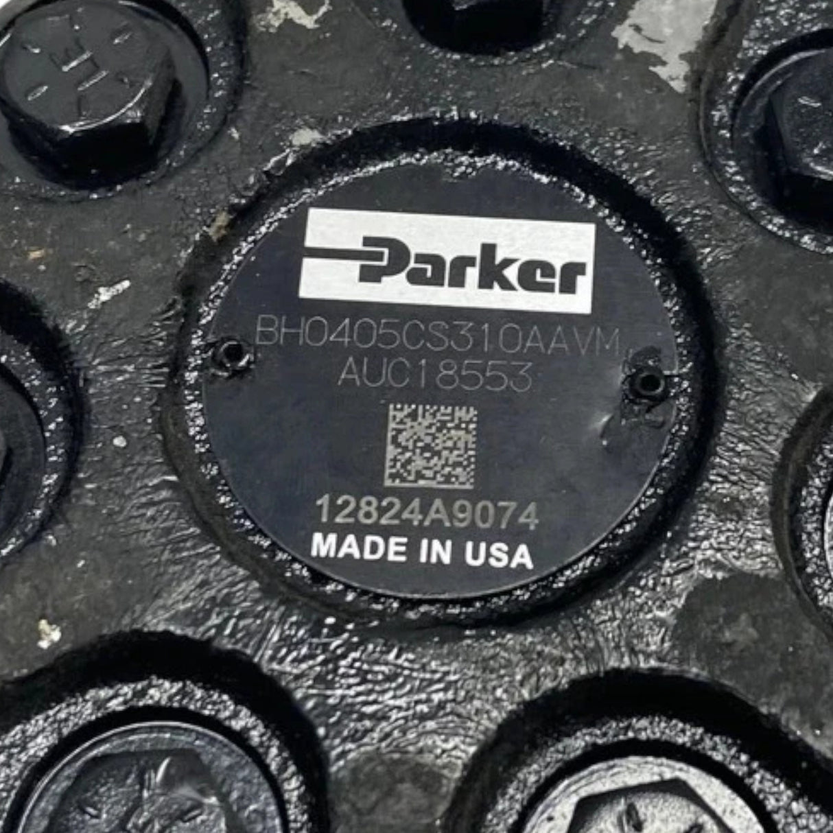 AUC18553 Genuine Parker Hydraulic Wheel Drive Motor