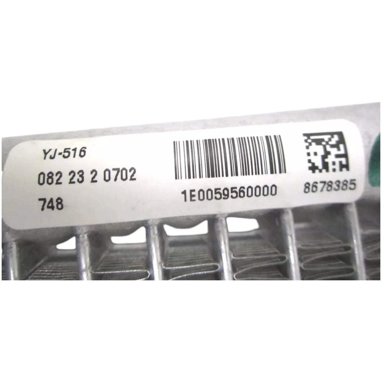 2593329C93 International Air Conditioner Condenser Assembly - Truck To Trailer