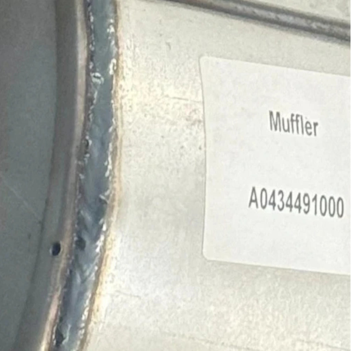 A04-34491-000 Genuine Freightliner Horizontal Muffler