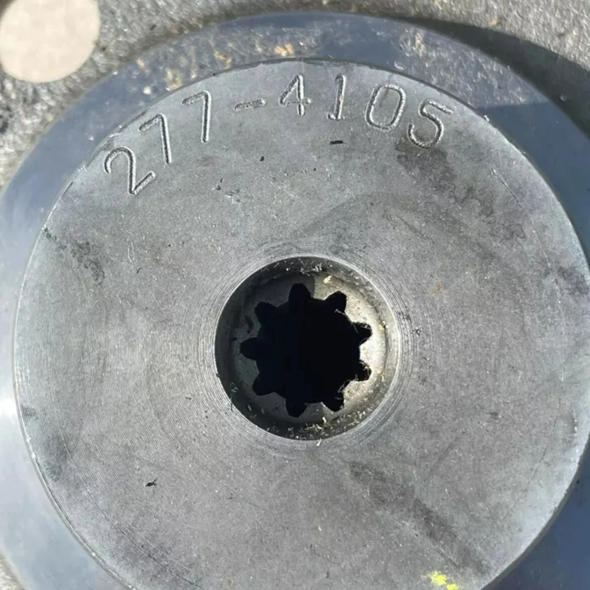 277-4105 Caterpillar Pump Drive Gear D6R XL LGP D7 973 973D 973K - Truck To Trailer