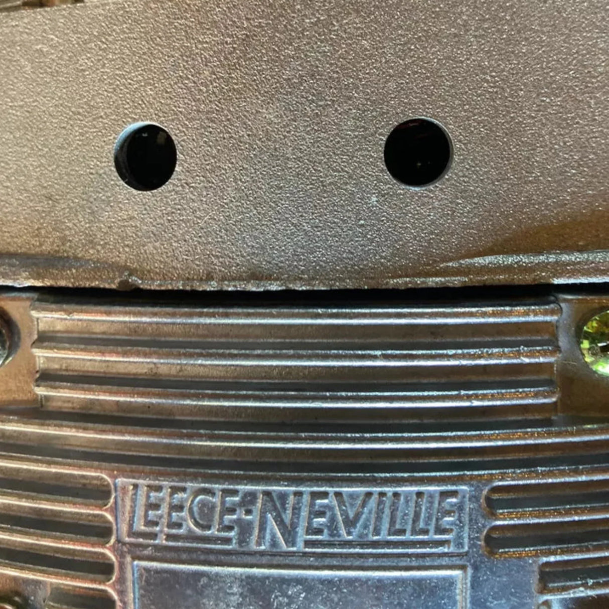 3812992C91 International Alternator - Truck To Trailer