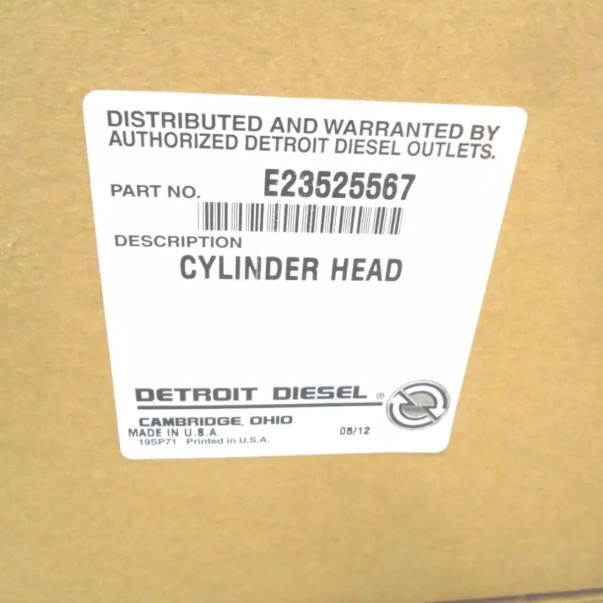 23525567 Detroit Diesel Cylinder Head Complete With Valves - Truck To Trailer