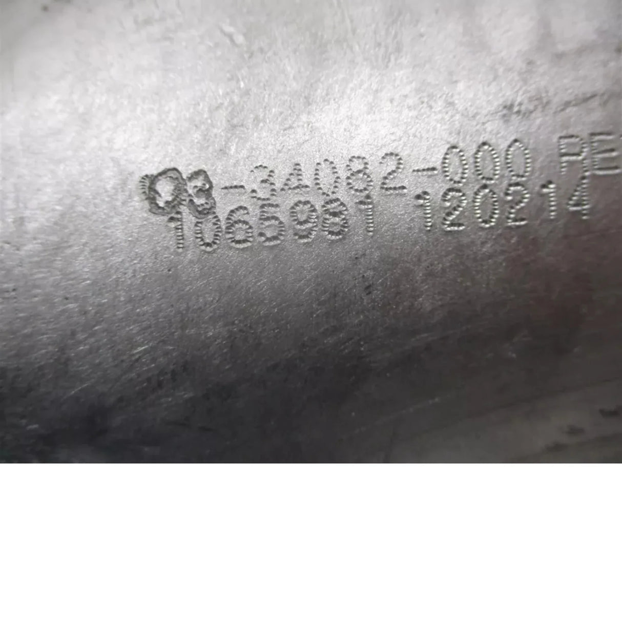 03-34082-000 Freightliner Intake Tube Pipe - Truck To Trailer