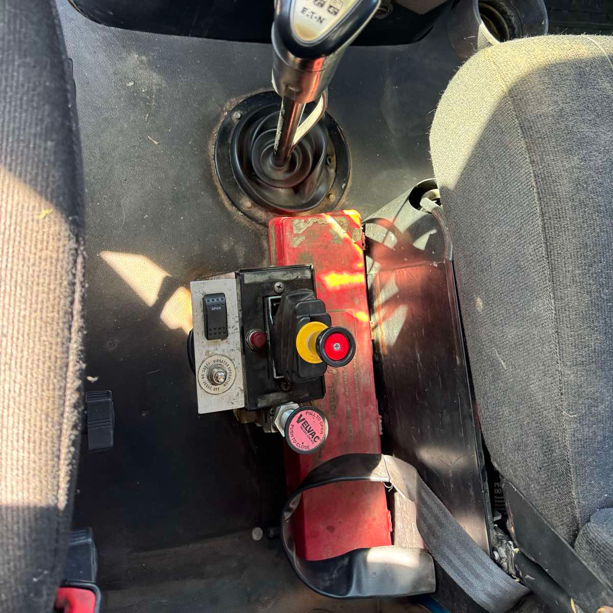 2016 Western Star 4700SF Tandem-Axle Dump Truck