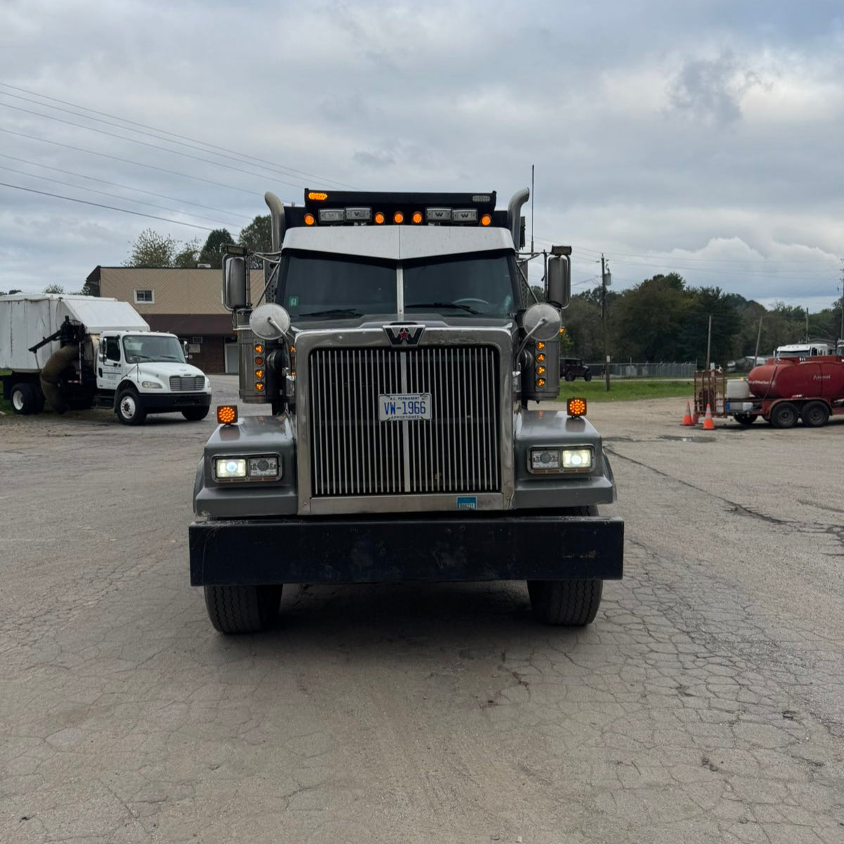 2015 Western Star 4900SFA Tri-Axle Dump Truck