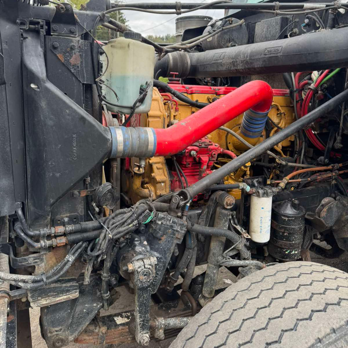 2015 Western Star 4900SFA Tri-Axle Dump Truck