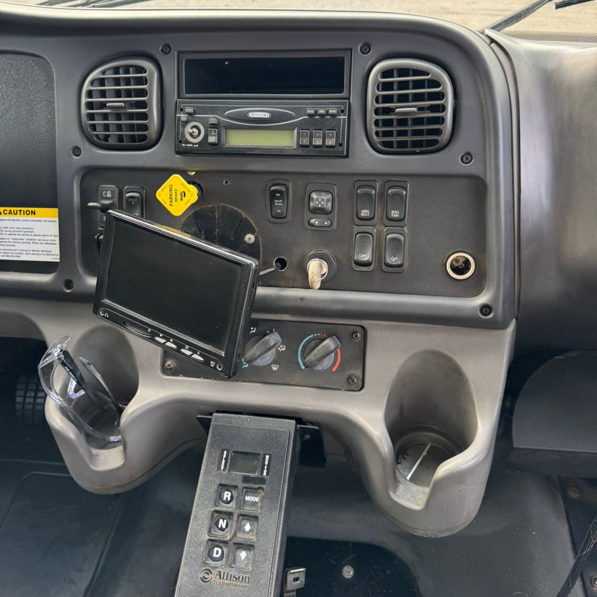 2007 Freightliner M2 106 Leaf-Vacuum Collection Truck