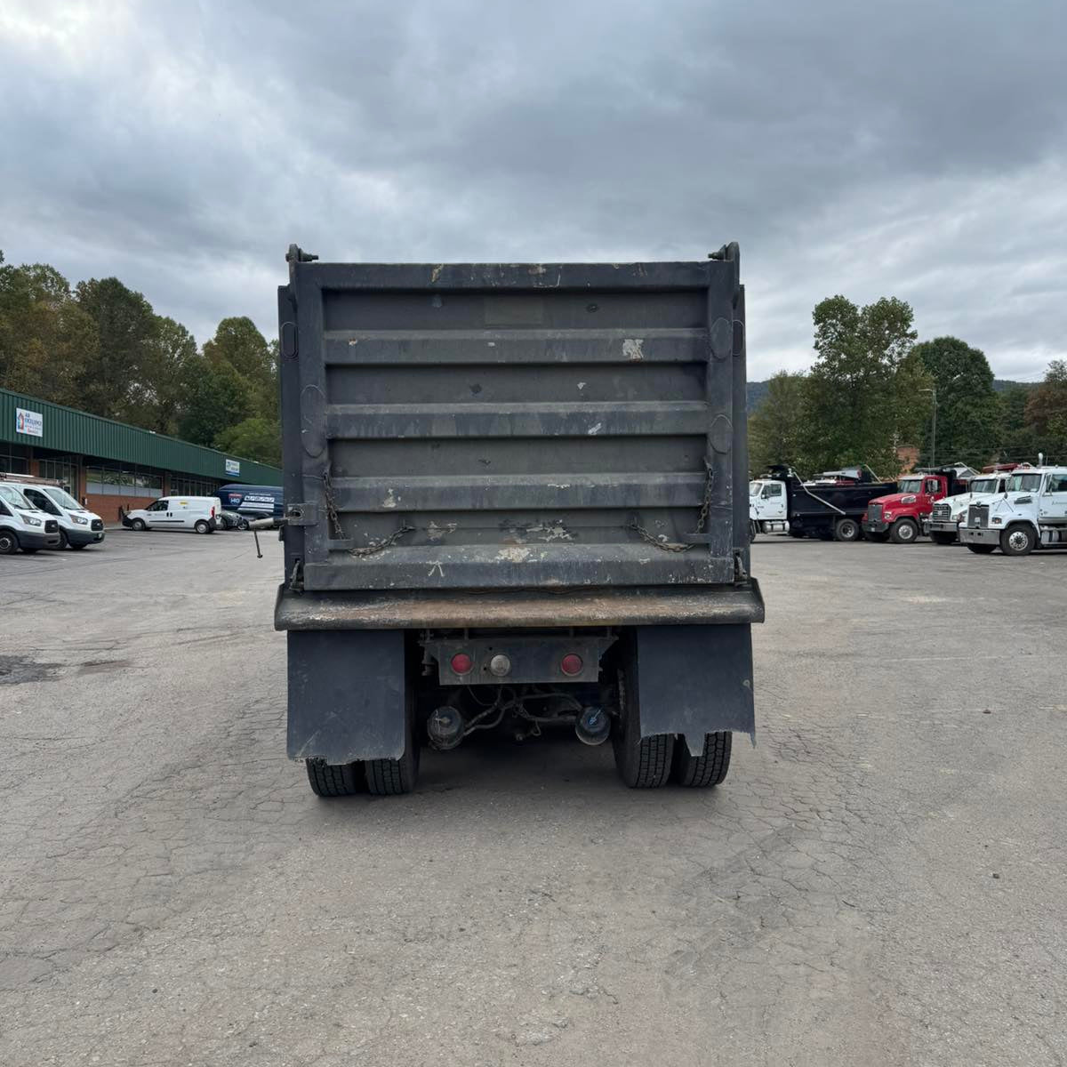 2019 Western Star 4900SF Tri-Axle Dump Truck