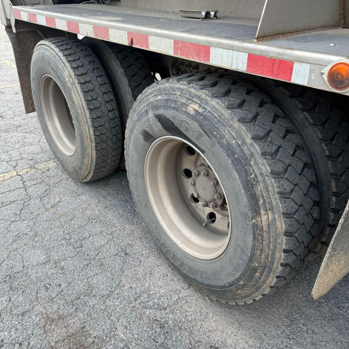 2010 International 7500 SFA 6X4 Tandem-Axle Dump Truck