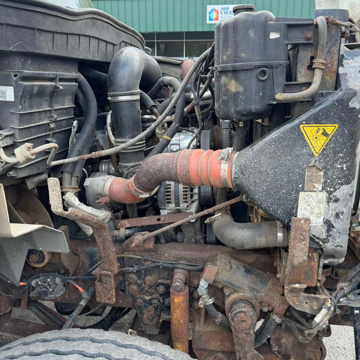 2010 International 7500 SFA 6X4 Tandem-Axle Dump Truck