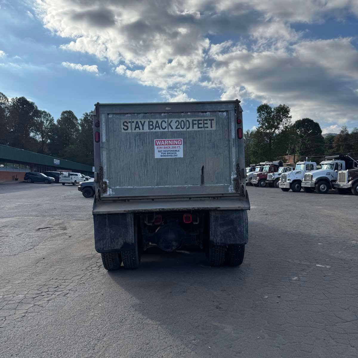 2016 Freightliner 114SD Quint-Axle Dump Truck