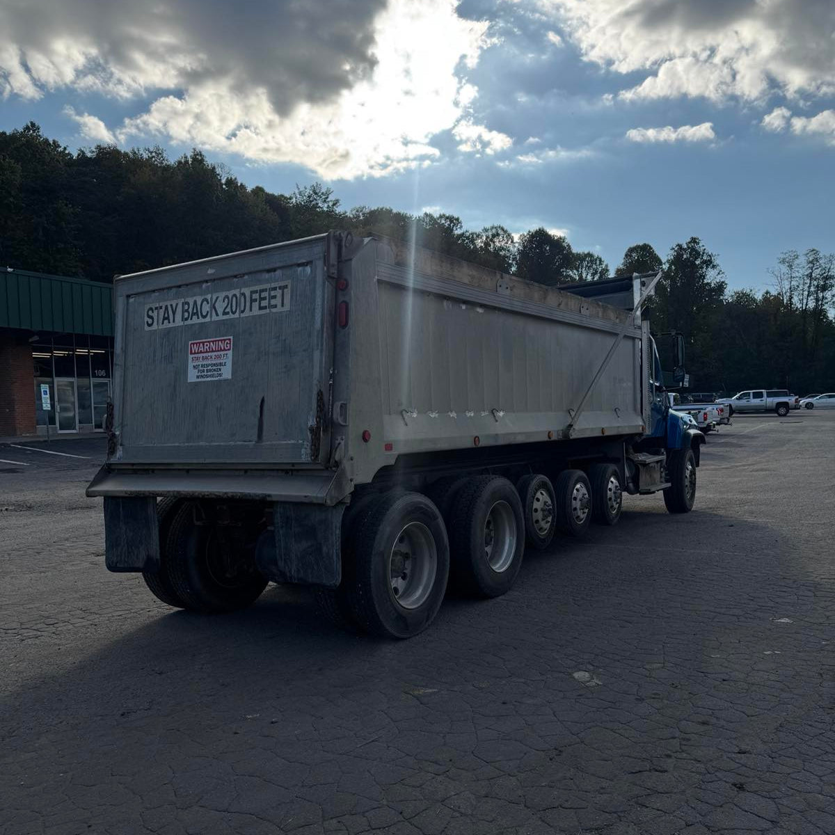 2016 Freightliner 114SD Quint-Axle Dump Truck