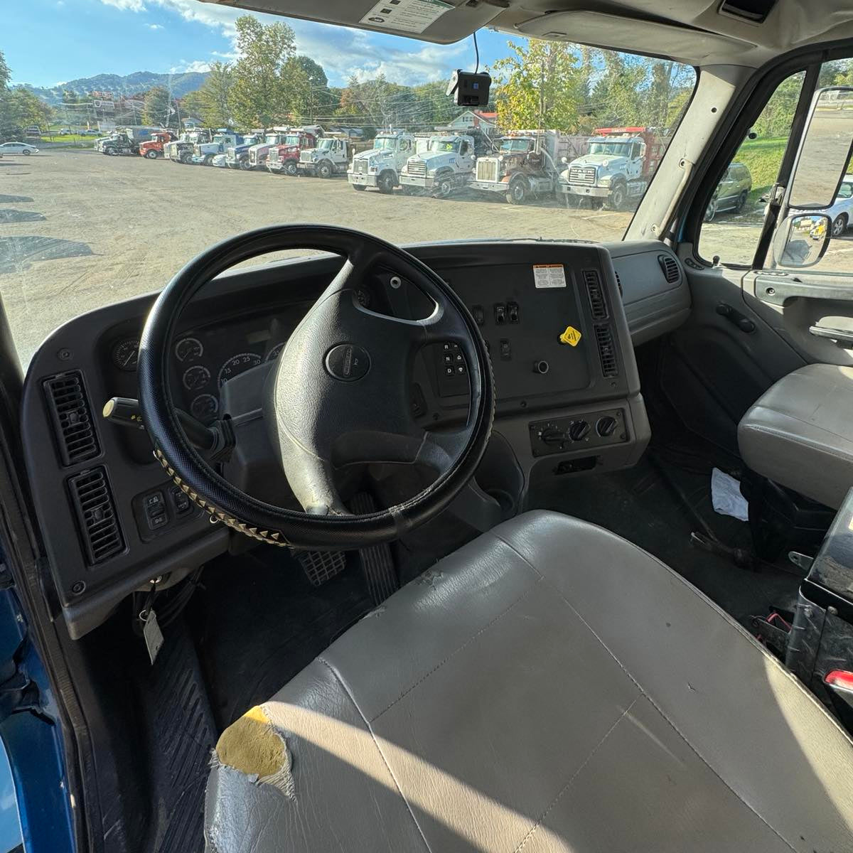 2016 Freightliner 114SD Quint-Axle Dump Truck