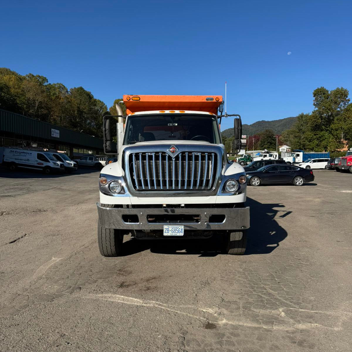 2013 International Work Star 7600 Tri-Axle Dump Truck