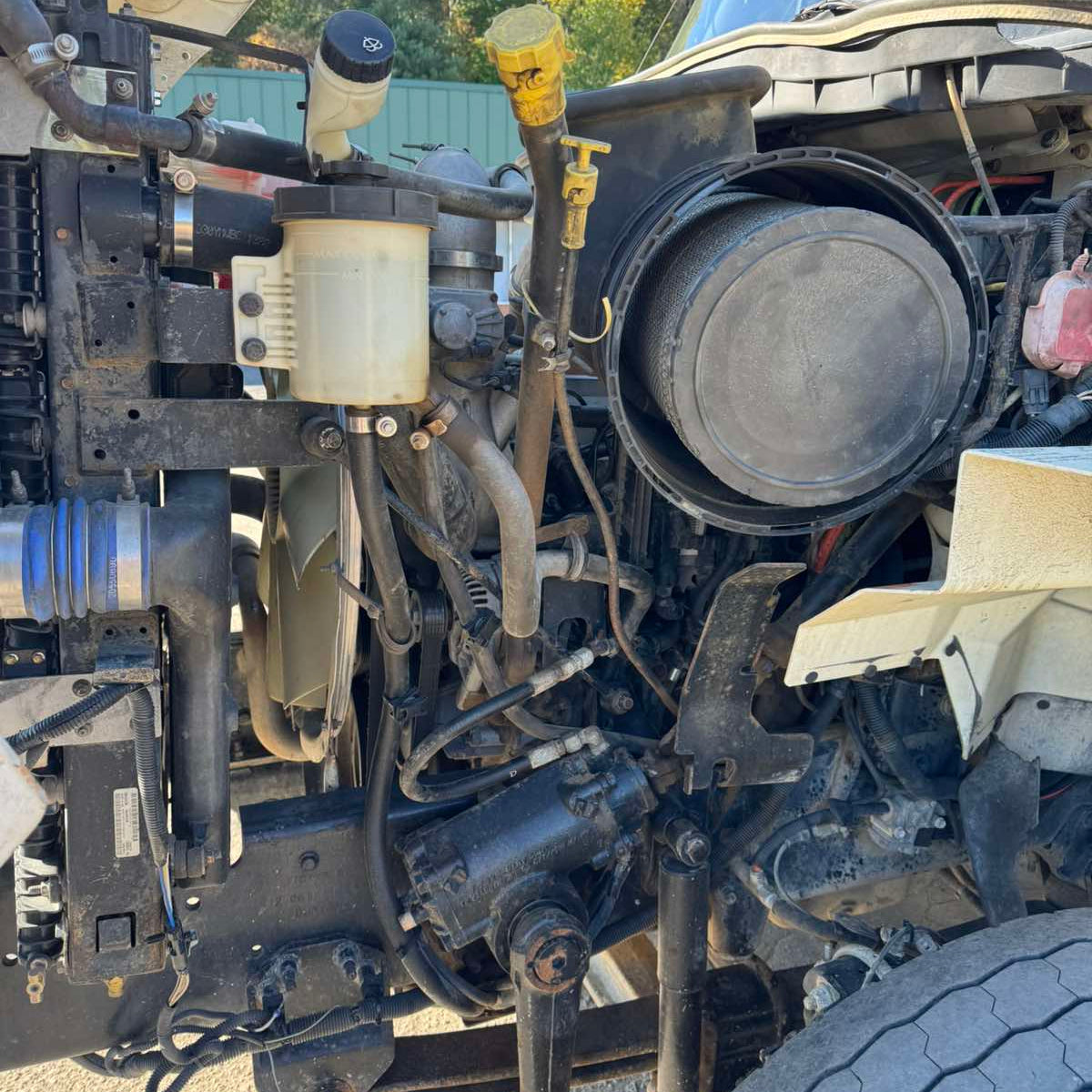 2013 International Work Star 7600 Tri-Axle Dump Truck