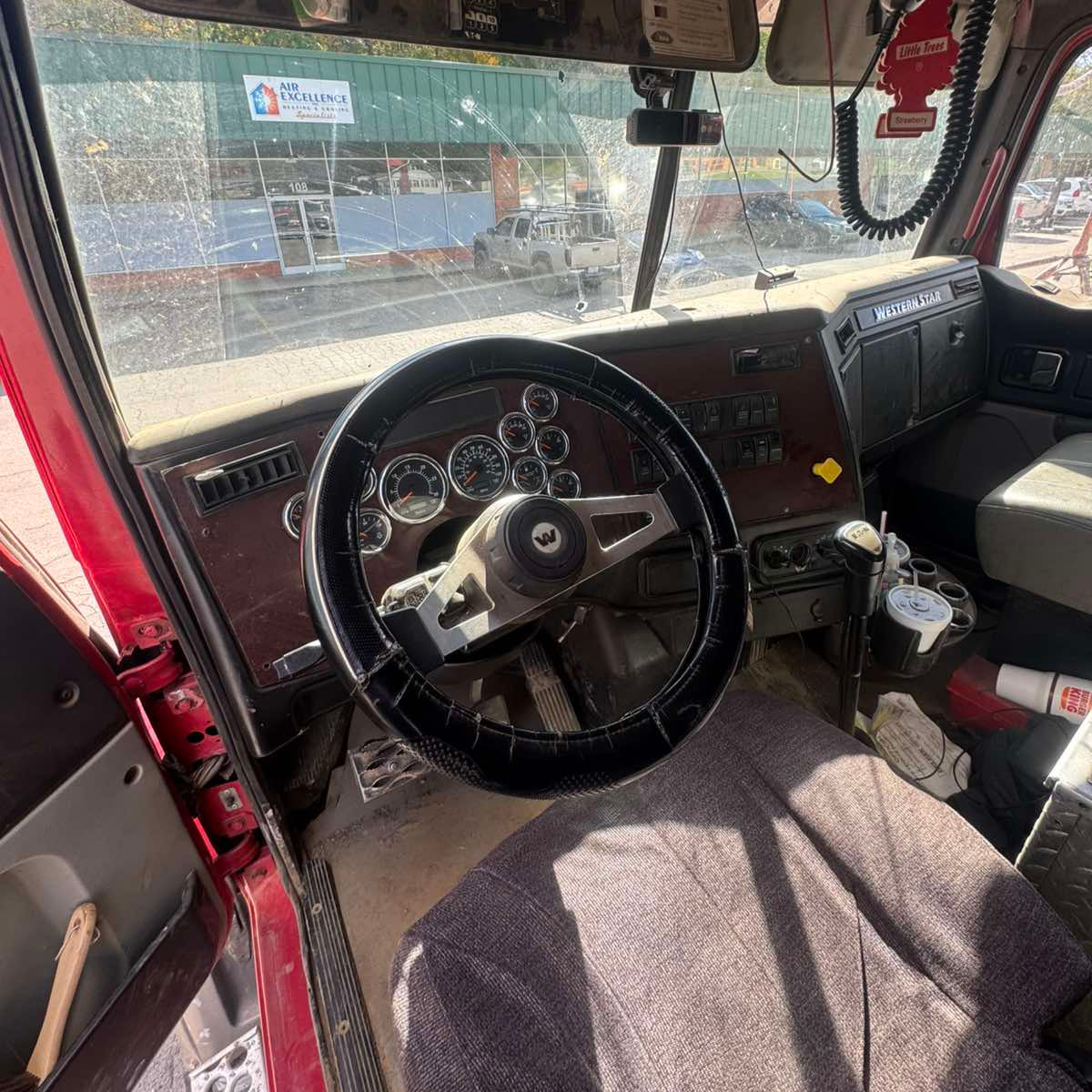 2017 Western Star 4700SF PRL-14T Quad-Axle Dump Truck