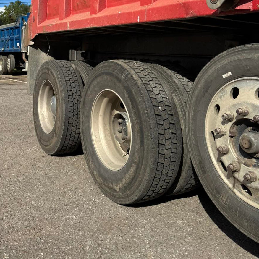 2014 Cat CT660 Quad-Axle Dump Truck
