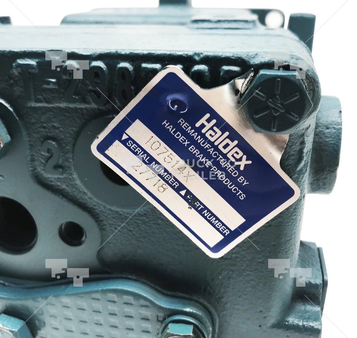 107514X Genuine Haldex Air Compressor Tf550 4 Hole Base Mount For International - Truck To Trailer