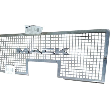 6MF582P2 Genuine Mack Grille - Truck To Trailer