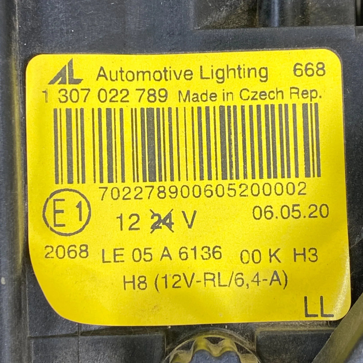 1307022789 Automotive Lighting Right Headlight For BMW 3 Series - Truck To Trailer