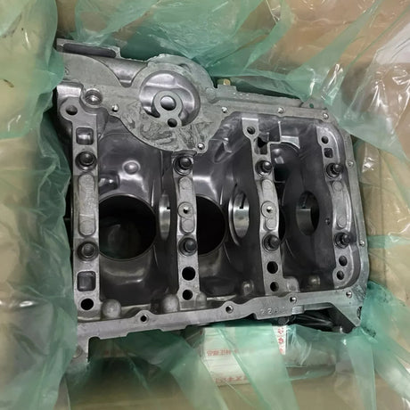 0762-287 Arctic Cat Cylinder Block/Base Assembly - Truck To Trailer