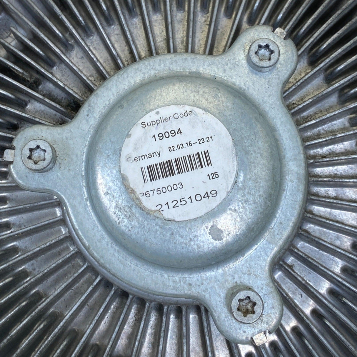 21251049 Genuine Mack Fan Clutch For Mack Volvo - Truck To Trailer