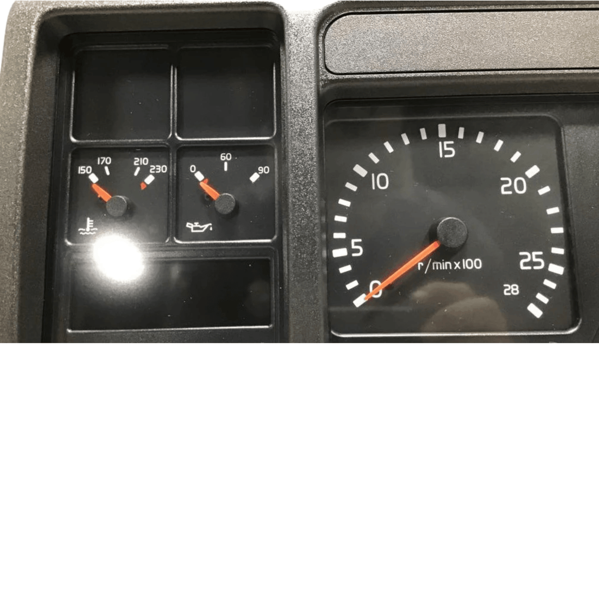 22879304 Genuine Volvo Instrument Cluster - Truck To Trailer