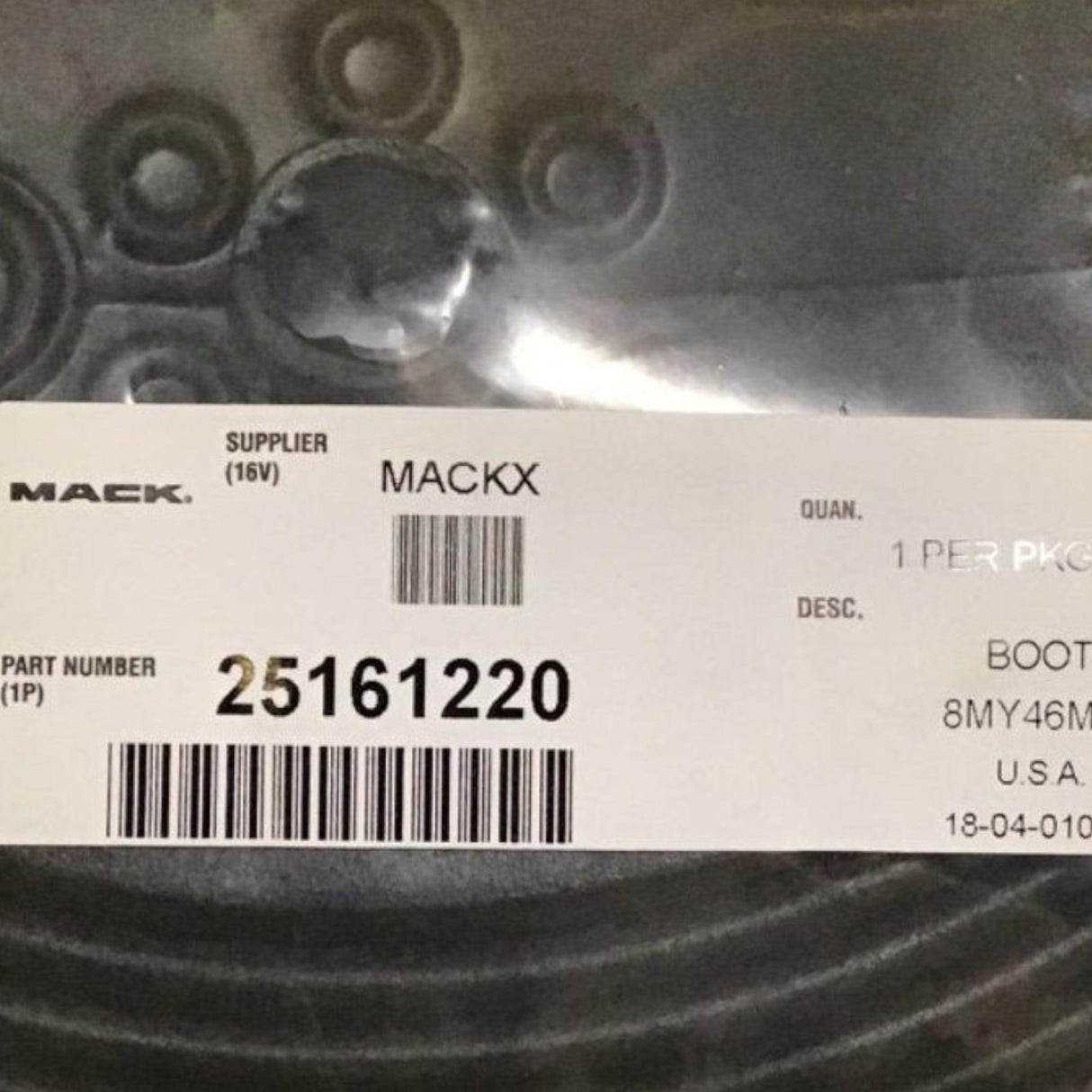 25161220 Genuine Mack Boot - Truck To Trailer