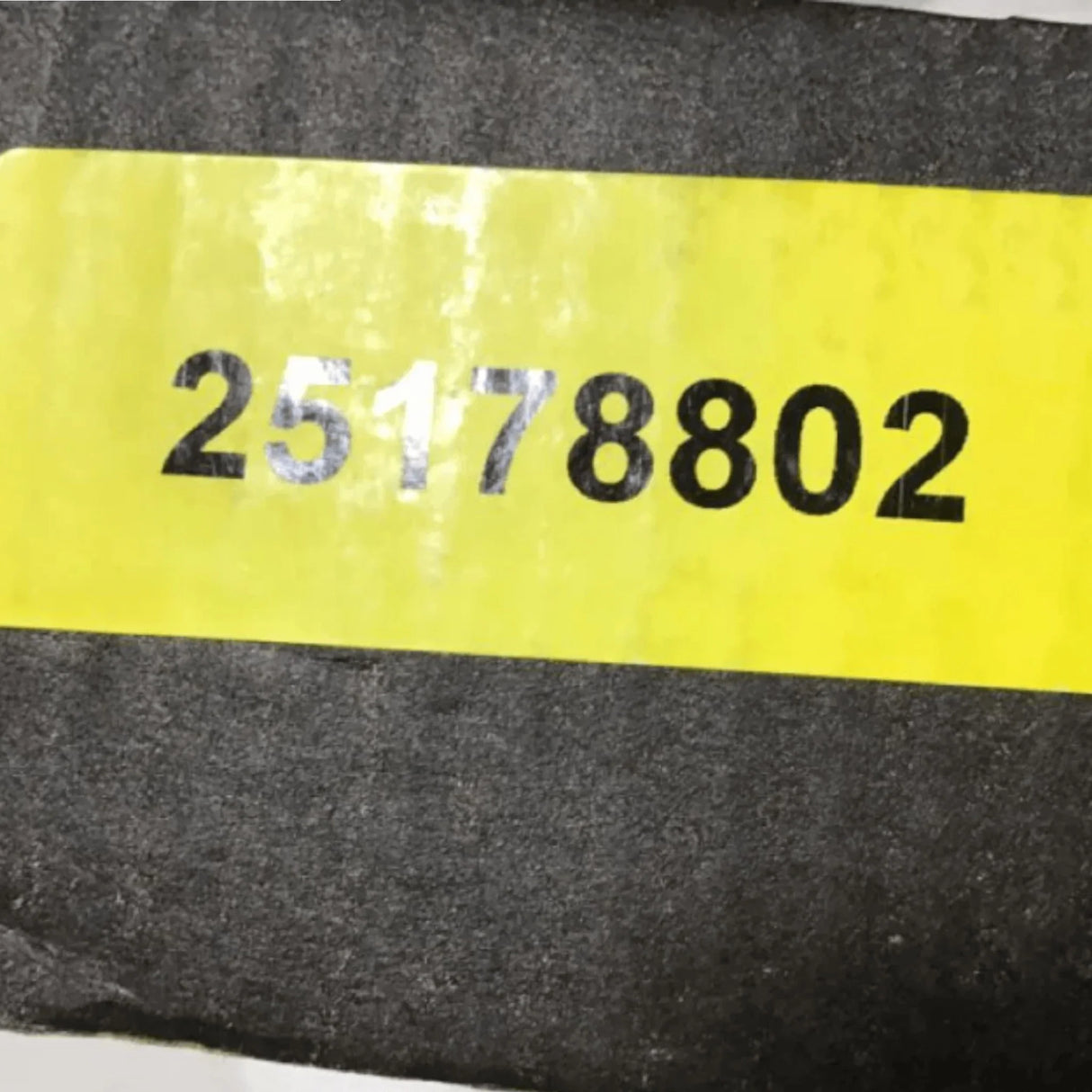 25178802 Genuine Volvo/Mack Mirror - Truck To Trailer