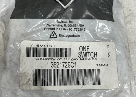 3521729C1 Genuine International High Pressure A/C Switch - Truck To Trailer