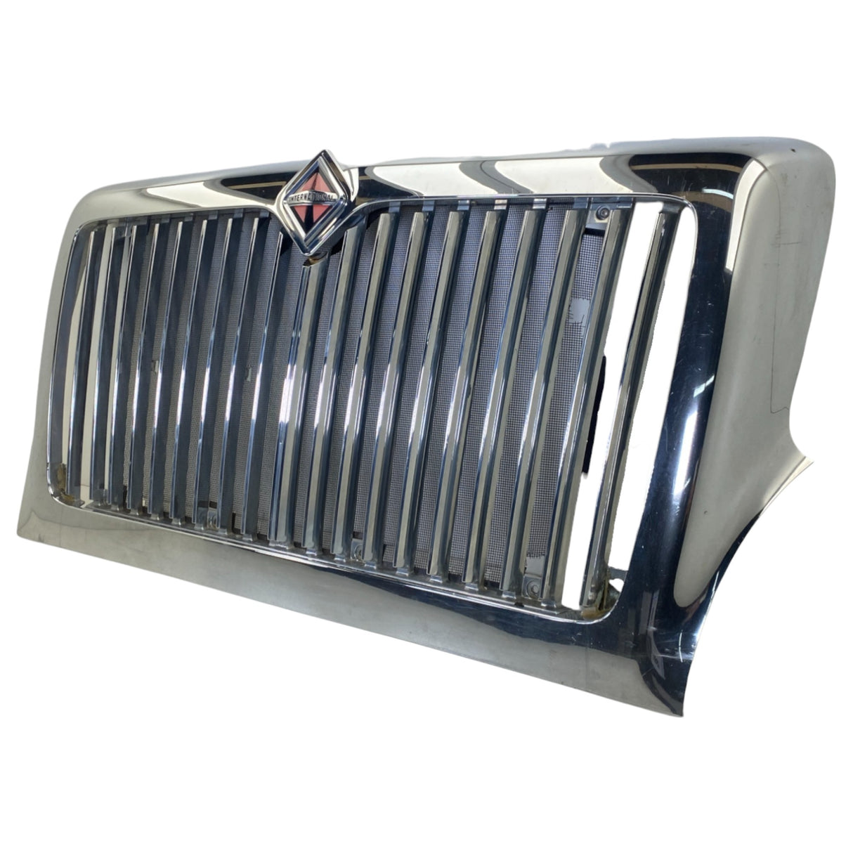 3579745C91 Genuine International Grille.