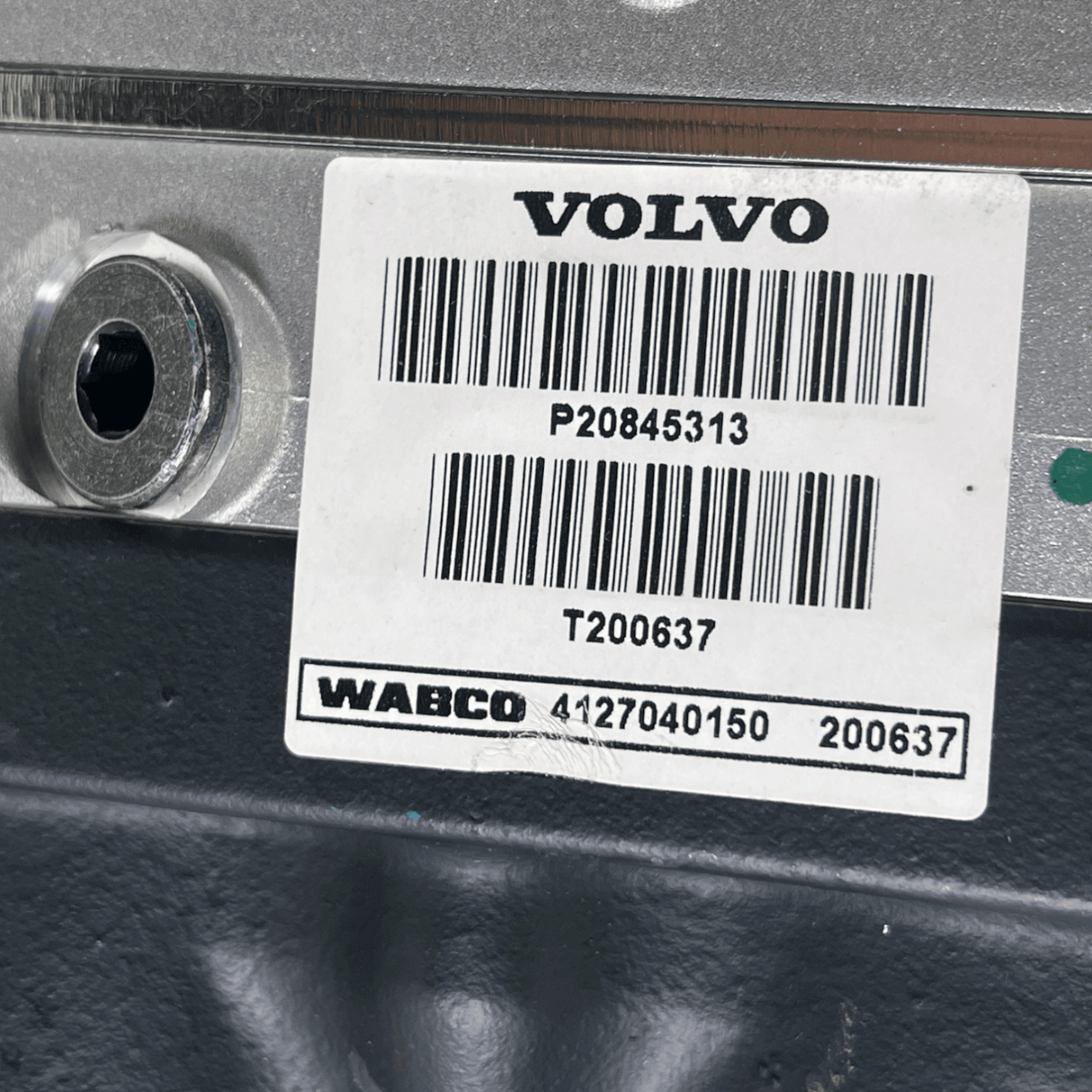 20845313 Genuine Volvo Air Compressor Twin Cylinder - Truck To Trailer