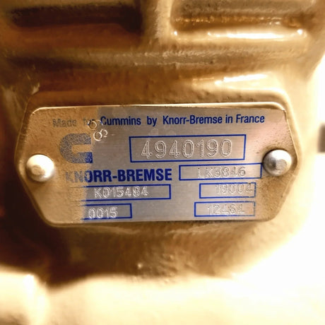 5713066 Genuine Cummins Air Compressor New Take Off - Truck To Trailer