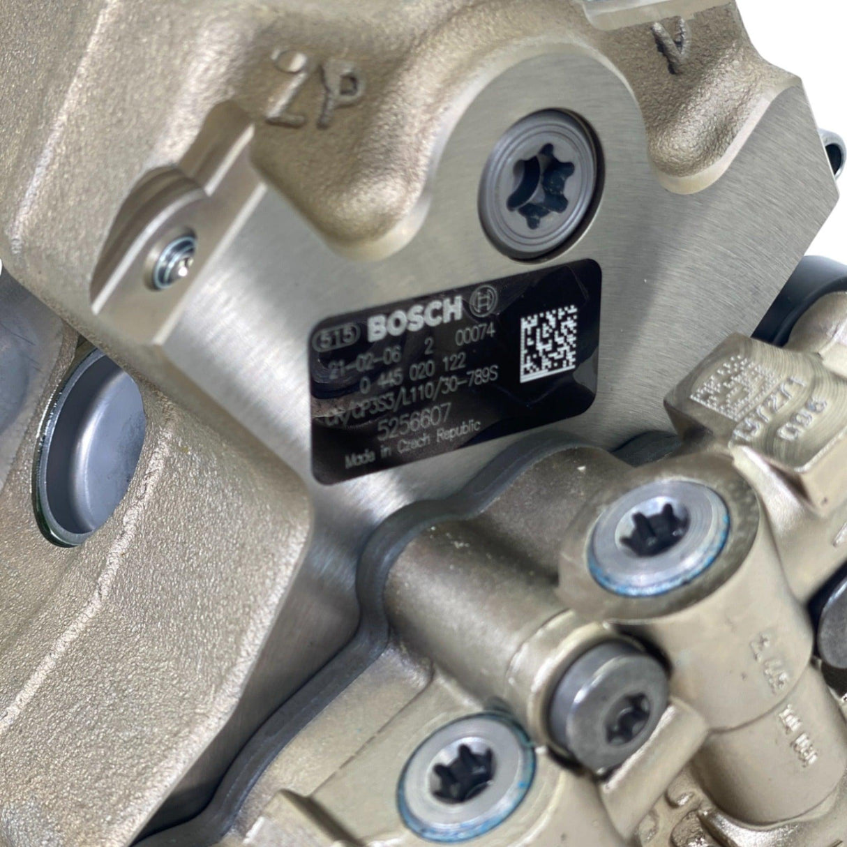 5256607 Genuine Bosch Fuel Injection Pump For Cummins & Komatsu.