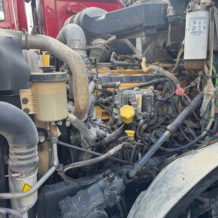 2013 Cat CT660 Tandem-Axle Dump Truck