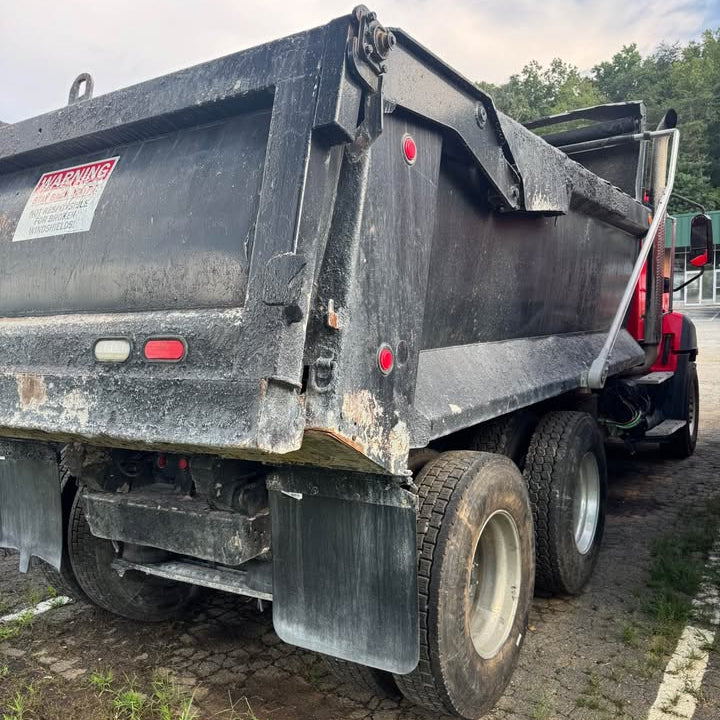 2013 Cat CT660 Tandem-Axle Dump Truck